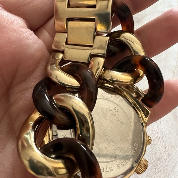 Michael Kors Collection Women's MK4222 Chain Gold/Tortoise Watch - Picture 5 of 5